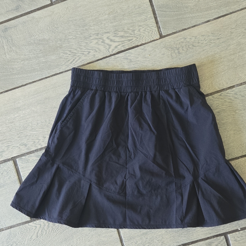 TAIL Active Black‎ Pull-On Skirt – Size M, Lightweight Athletic Style act68